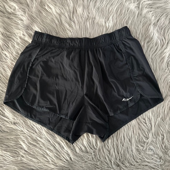Saucony Pants - Saucony Athletic Shorts Womens Size Large Black Stretchy Lined Short